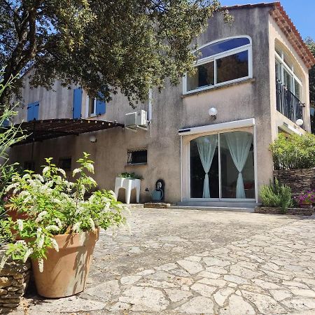 Charmant Studio A Castillon Du Gard, A Deux Pas Du Pont-Du-Gard Екстер'єр фото